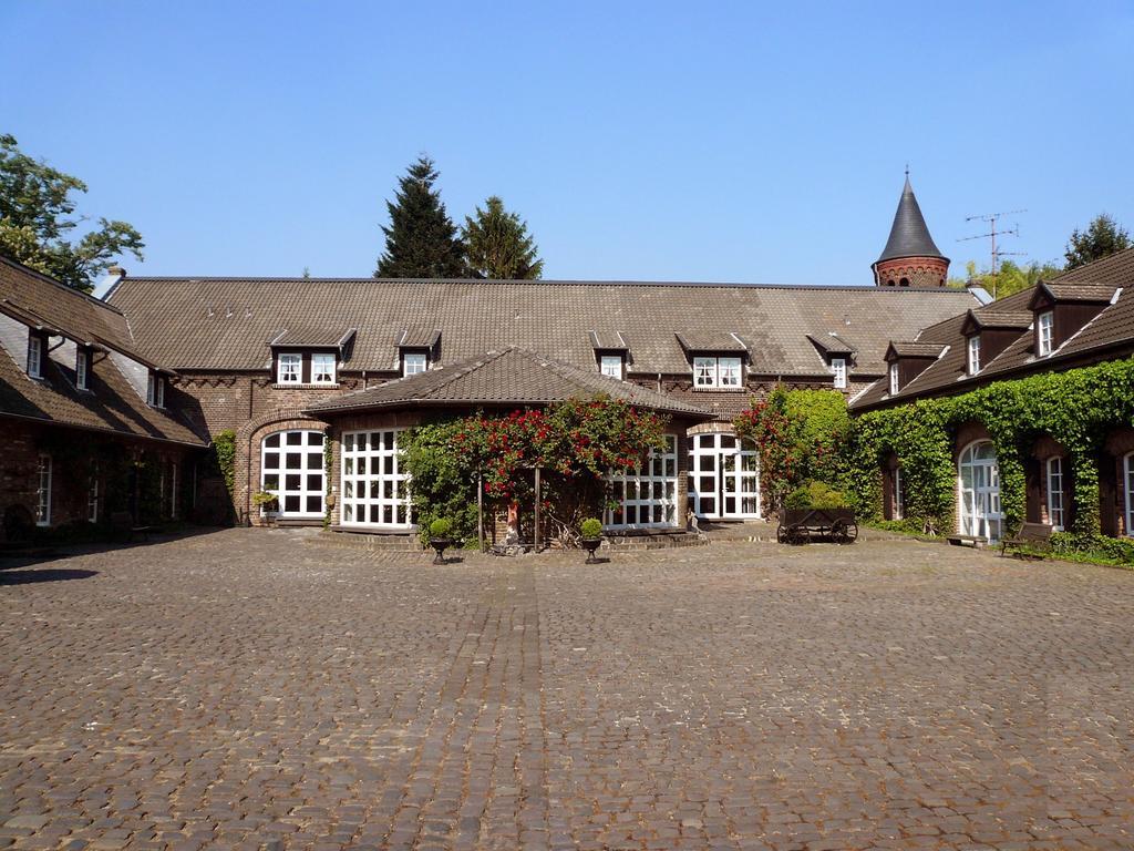 Falderhof ケルン エクステリア 写真